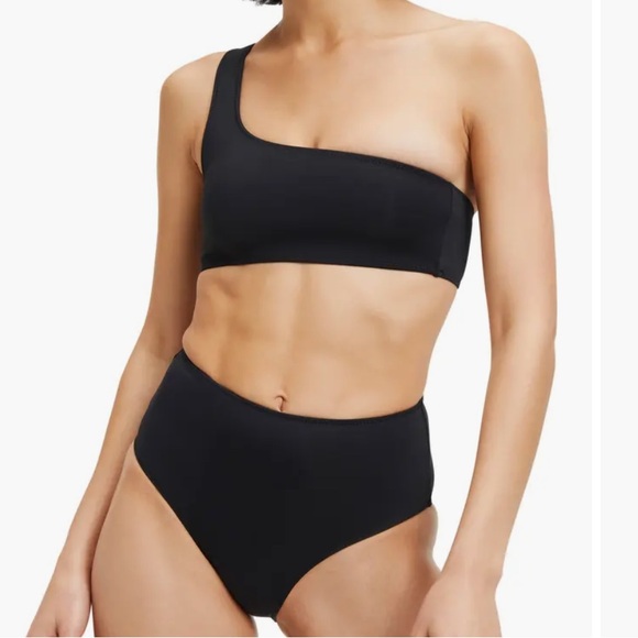 Good American Other - 🆕 2pc GOOD AMERICAN Scuba Hot Shoulder Bikini Top & Bottom